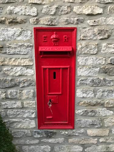 Φωτογραφία από το άλμπουμ του The Old Post Office Studio Apartment in a Beautiful Cotswold Village σε Cirencester