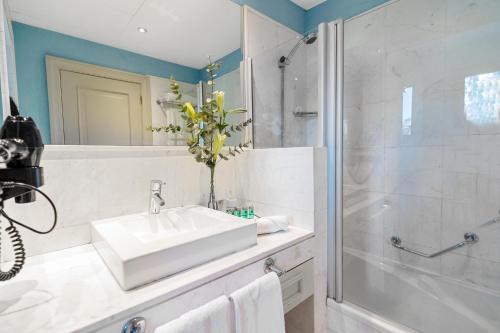 Ένα μπάνιο στο Hotel Blancafort Spa Termal