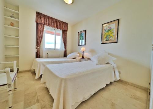 PM 1-7A. Spacious Two Bedroom Apartment in Marbella Centre.