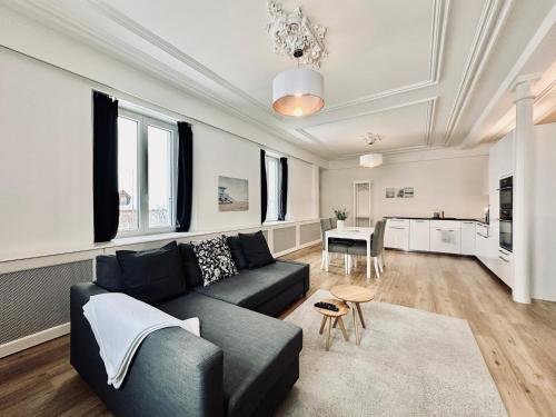 Posezení v ubytování Furnished Living Room in Günsberg Solothurn