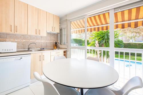 Albatros Ground Floor 1-4 Apartment Levante Beach