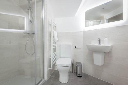 Kupatilo u objektu Skye Sands - Balgove Penthouse Residence - St Andrews