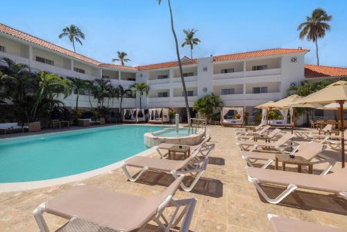 Bazén v ubytování Hotel whala!bávaro - All Inclusive nebo v jeho okolí