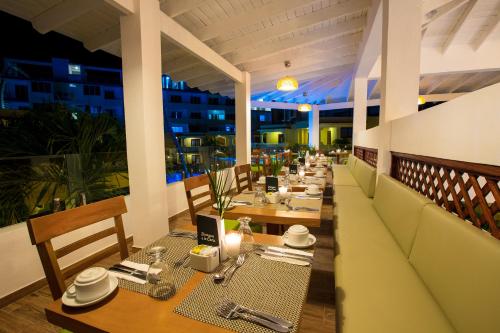 Restaurace v ubytování Hotel whala!bávaro - All Inclusive