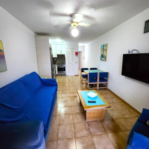 Castle Harbour 1 bedroom pool view C112