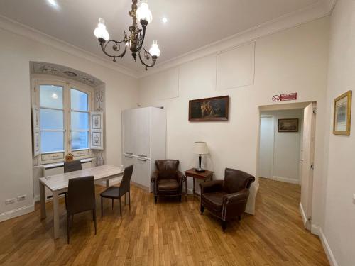 Casa Claudia Giulio Cesare