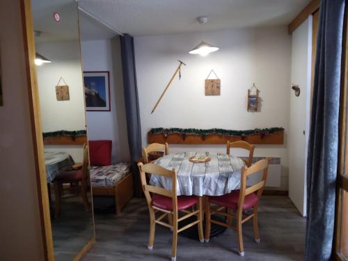 Appartement ski aux pieds, 4 pers, balcon, animaux admis