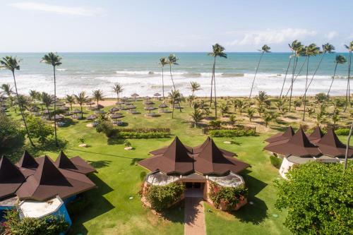 an aerial view of a resort with the beach at Vila Galé Resort Marés - All Inclusive in Guarajuba