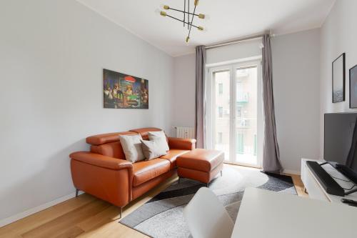GuestHost - Cimiano M2 Balcony Apartment