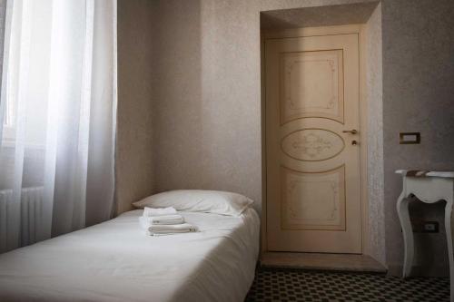 Merulana Penthouse: 5 minutes WALK from Colosseum