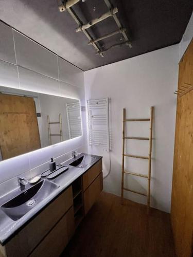 Gambar di galeri bagi appartement, 3 chambres, vue panoramique, parking, accès ville di Brignoles