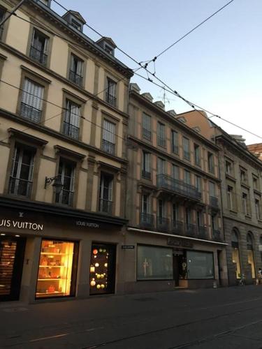 Photo de la galerie de l'établissement Place Kléber-Sweet&cosy Appartment, à Strasbourg