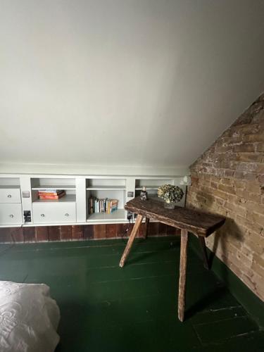 Campania & Jones House photo 9