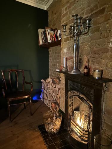 Campania & Jones House photo 21