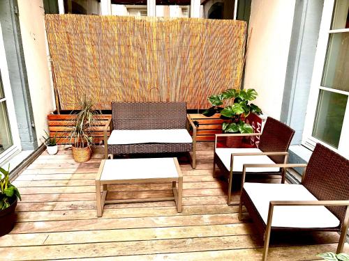 Les tonneliersにあるシーティングエリア