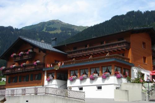 Gallery image of Hotel Vallüla in Sankt Gallenkirch