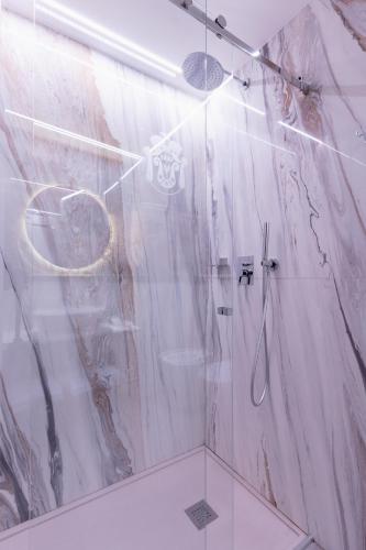 Lo Stemma Luxury Boutique Hotelにあるバスルーム
