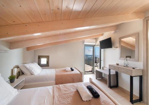 Katil atau katil-katil dalam bilik di Villelia View Villas 1