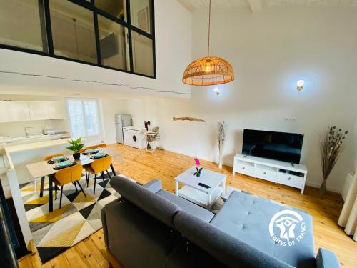 Loft cocon climatisé - Imprenable vue sur le château Comtal
