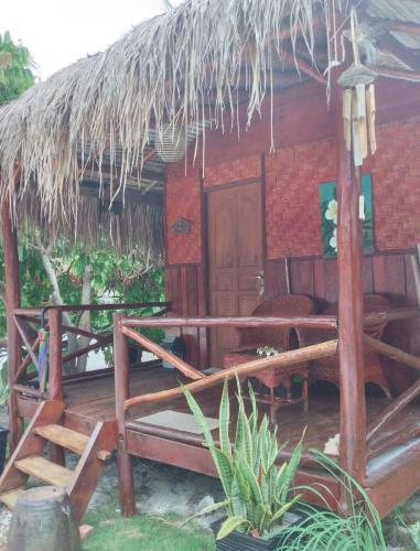 Φωτογραφία από το άλμπουμ του Bintan Brzee Beach in Bintan Island - Bungalow 2 σε Berakit