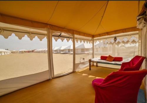 Χώρος καθιστικού στο Barkha Desert Safari Camp
