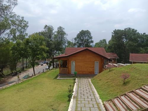 Gallery image of Shillong Tourisam Rishatsngi Resort in Mawlyngkhung