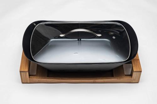a black toaster sitting on top of a table at PEACE OF REST TAKASHIMA in Takashima