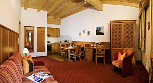 Gallery image of Apart Hotel Garni Strasser in Zell am Ziller