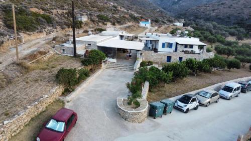 a group of cars parked in front of a house at Dream catcher 4 in Ios Chora