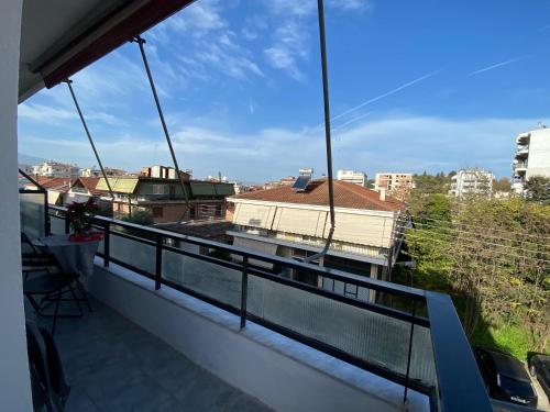 Μπαλκόνι ή βεράντα στο Cozy Flat