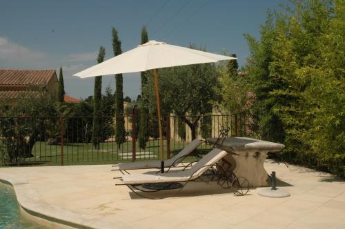 Κήπος έξω από το gite de provence