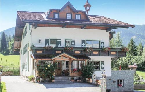 Awesome Apartment In Schladming With 1 Bedrooms And Internet