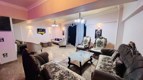 شقة مفروشه بالكامل ألترا سوبر فيصل الرئيسي