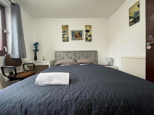 Comfortable 2-Bed House in London Zone 2