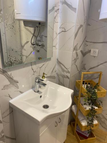 Phòng tắm tại Magic Luxury