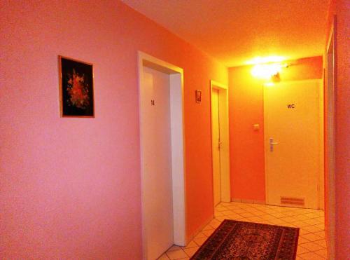 Imagen de la galería de Hotel Yans, en Oberhausen