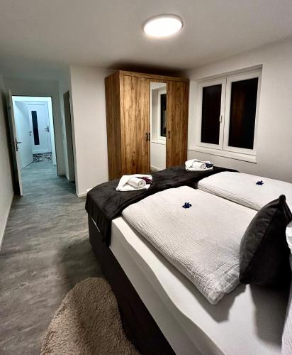 a bedroom with two beds in a room at My Appartements in Untertauern