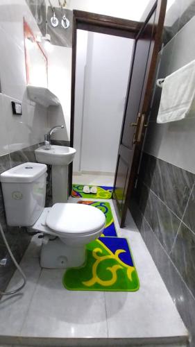 Un baño de Magic Place Luxor