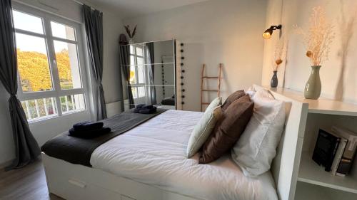 Postel nebo postele na pokoji v ubytování Appartement vue mer à Pontaillac