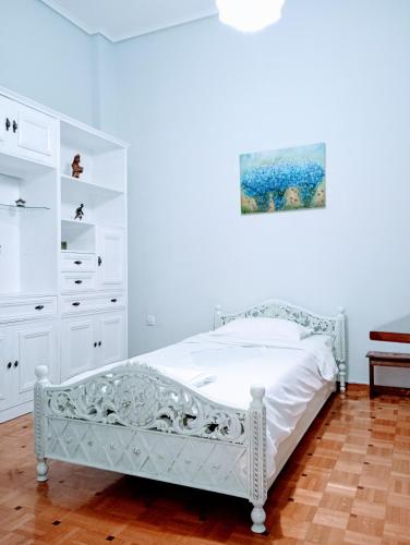 Charm & Comfort near Petralona station