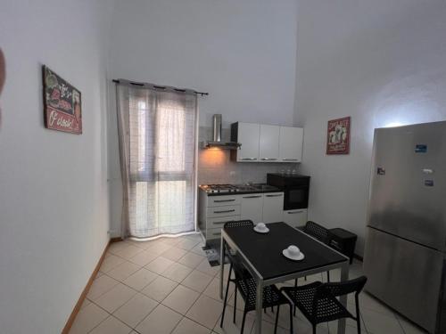A kitchen or kitchenette at Casa Catania Inn