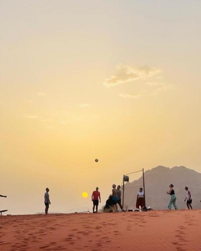 Tetamu yang menginap di Khaled's Camp - Wadi Rum