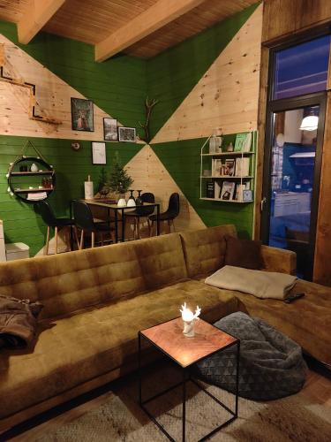 Ruang duduk di Panoramic Noah's Loft