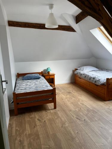 Postel nebo postele na pokoji v ubytování T3 en duplex logement entier