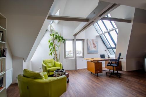 Posezení v ubytování La Maison de l'Eléphant perché