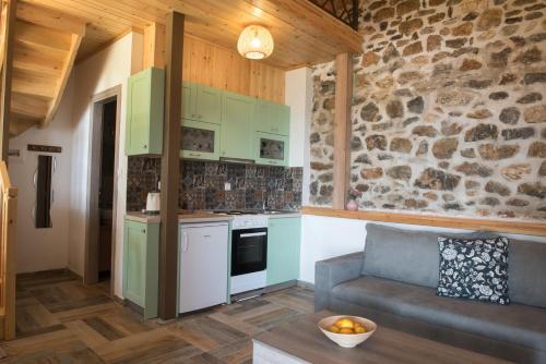 Gallery image of La Baia Guest House in Karítsa