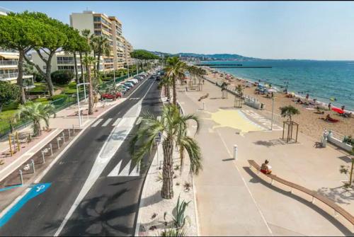Mondello Hôtellerie Appartement de standing entièrement rénové, 47m2 avec piscine Cannes