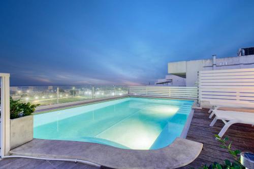 Φωτογραφία από το άλμπουμ του Malta Pool Penthouse σε Is-Swieqi