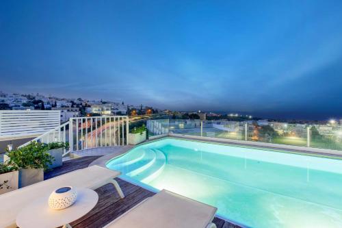 Φωτογραφία από το άλμπουμ του Malta Pool Penthouse σε Is-Swieqi