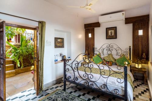 Katil atau katil-katil dalam bilik di Hotel Desert Boy's - Royal Stay On Fort